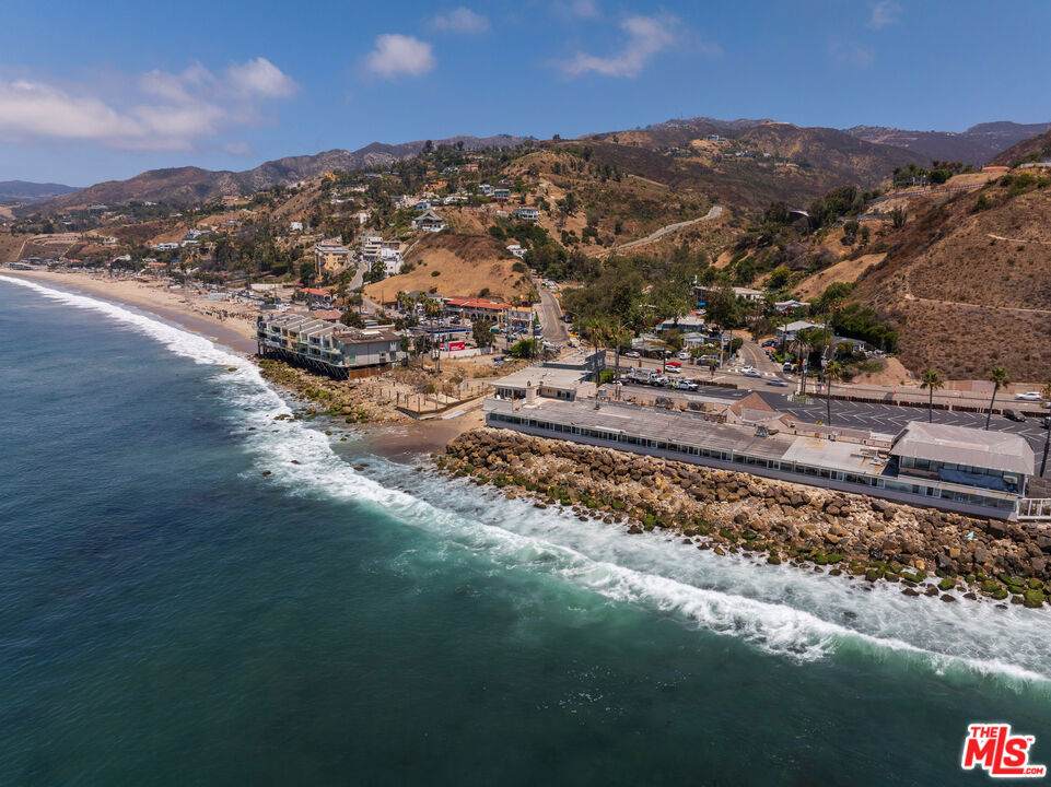 https://bt-photos.global.ssl.fastly.net/socal/orig_boomver_1_444897488-2.jpg