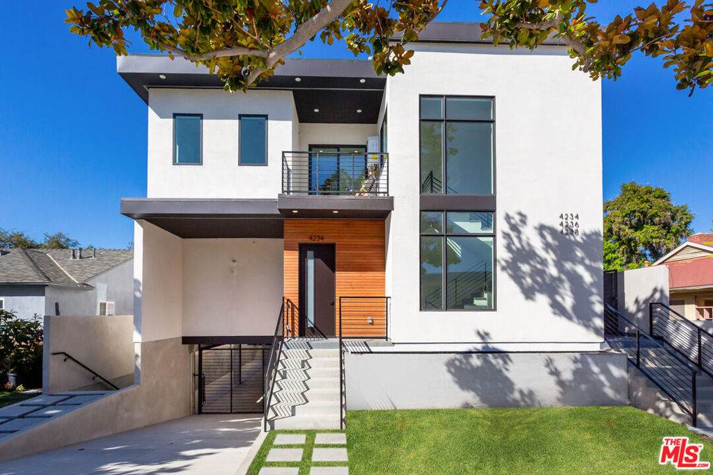 4236 Sawtelle Boulevard - Photo 1