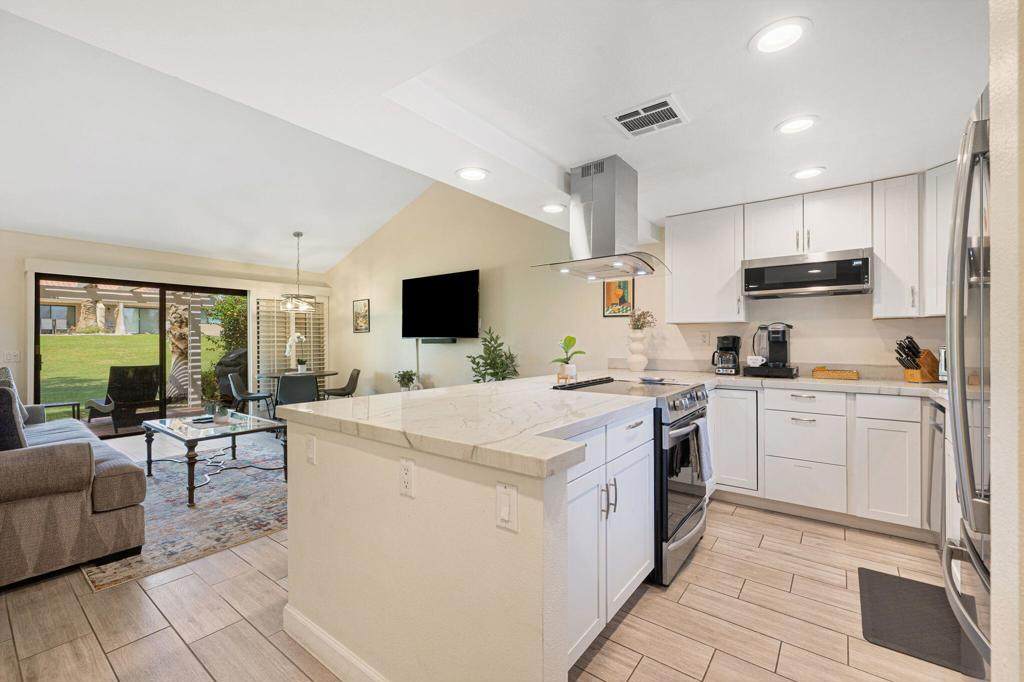 40733 La Costa Circle - Photo 1