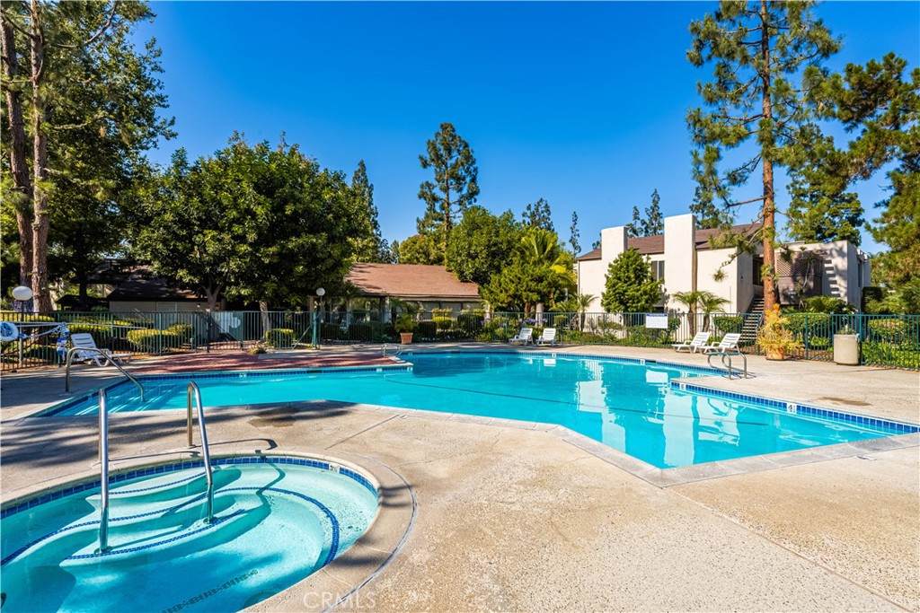 https://bt-photos.global.ssl.fastly.net/socal/orig_boomver_1_444916434-2.jpg