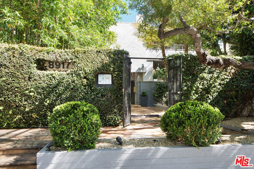8911 Cynthia Street - Photo 1