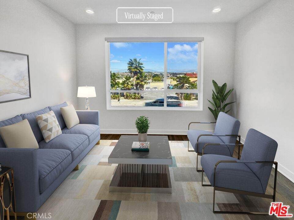 1014 Roble Place - Photo 1