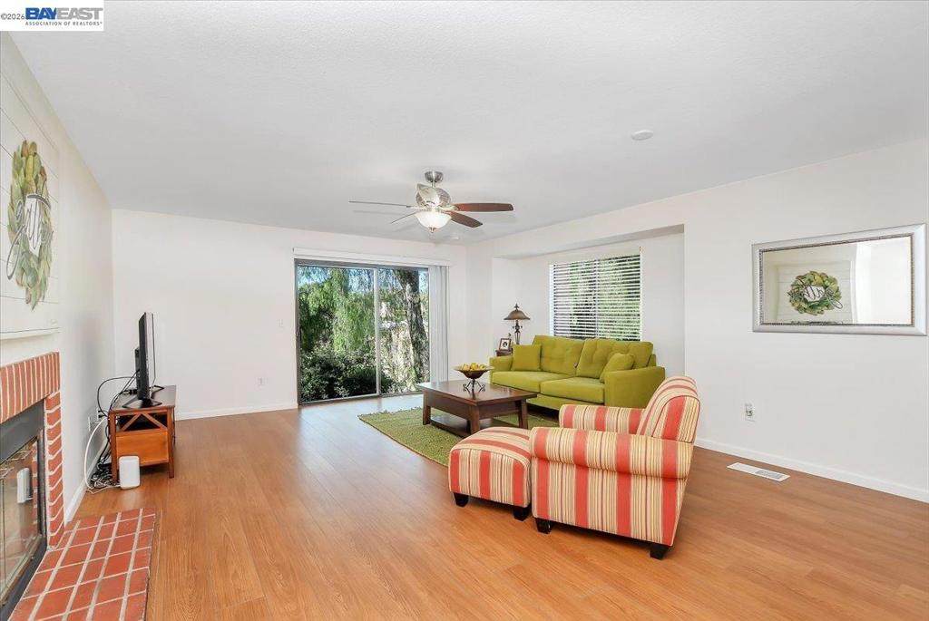 2280 Renwick Ln - Photo 1