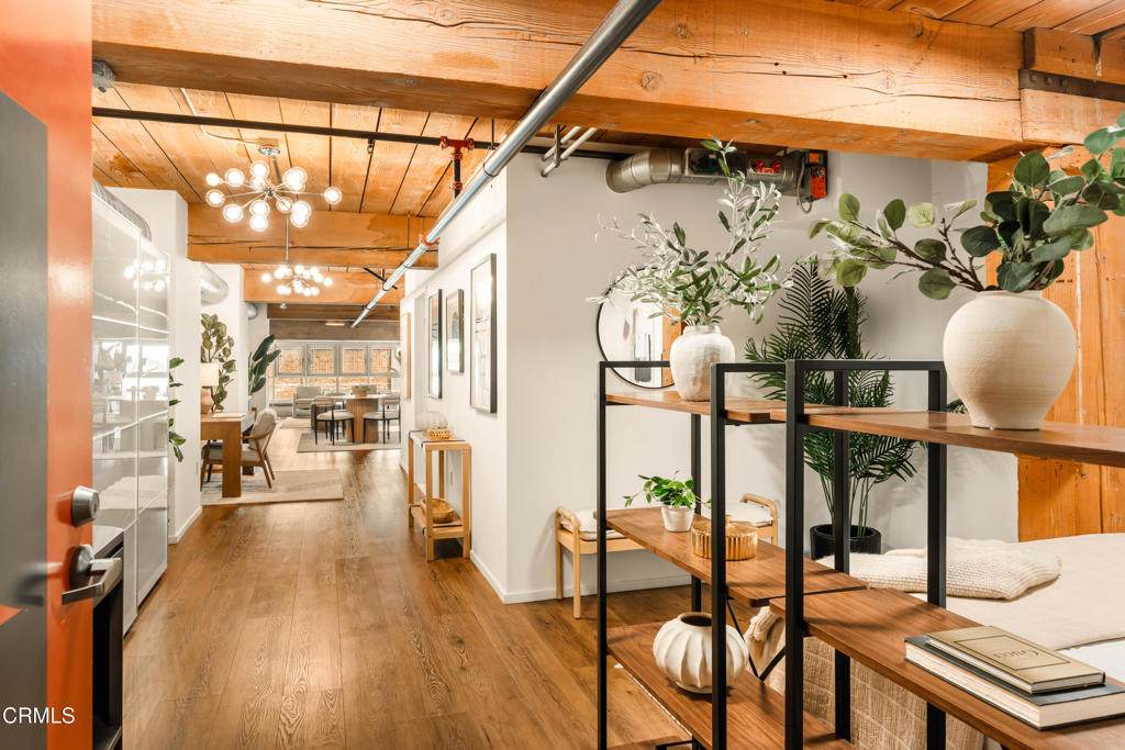 530 Hewitt Street - Photo 1