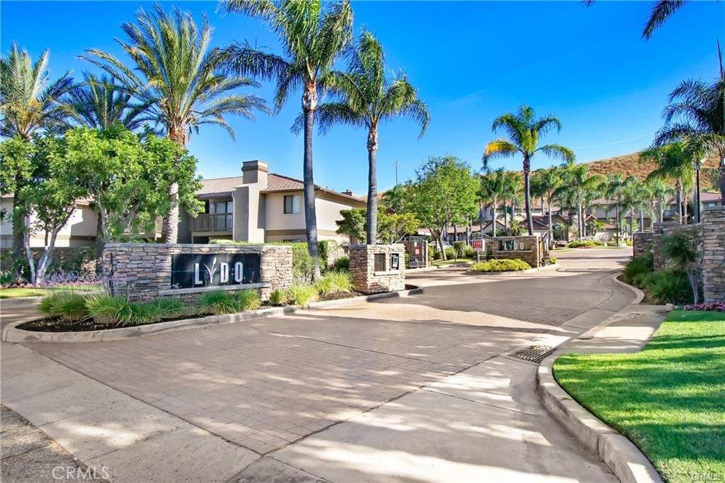 https://bt-photos.global.ssl.fastly.net/socal/orig_boomver_1_444983648-2.jpg