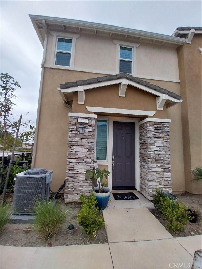16571 Wyndham - Photo 1