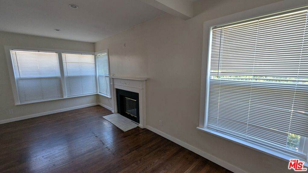 https://bt-photos.global.ssl.fastly.net/socal/orig_boomver_1_444997649-2.jpg