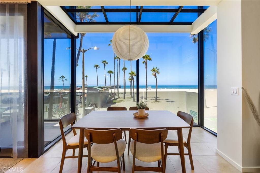 https://bt-photos.global.ssl.fastly.net/socal/orig_boomver_1_445005045-2.jpg