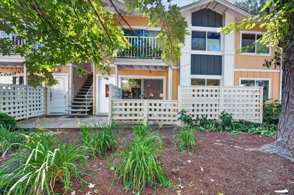 755 14th Avenue - Photo 1