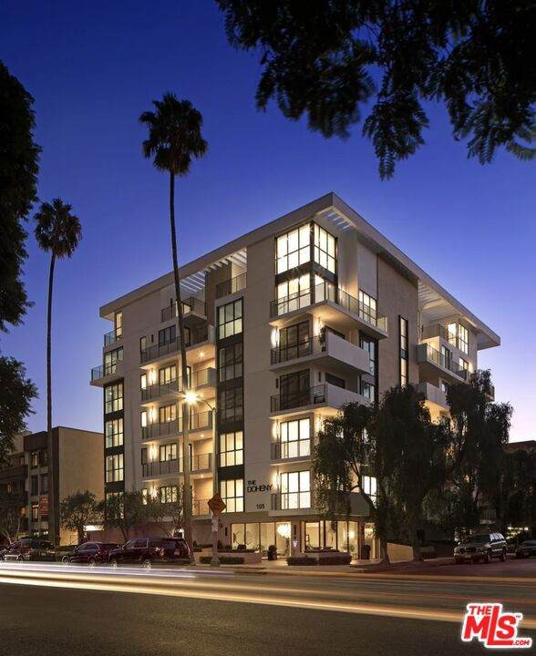 105 Doheny Drive - Photo 1