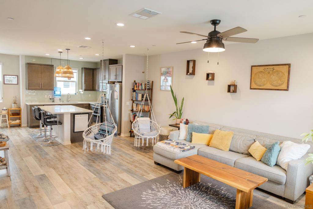 505 Lark Way - Photo 1