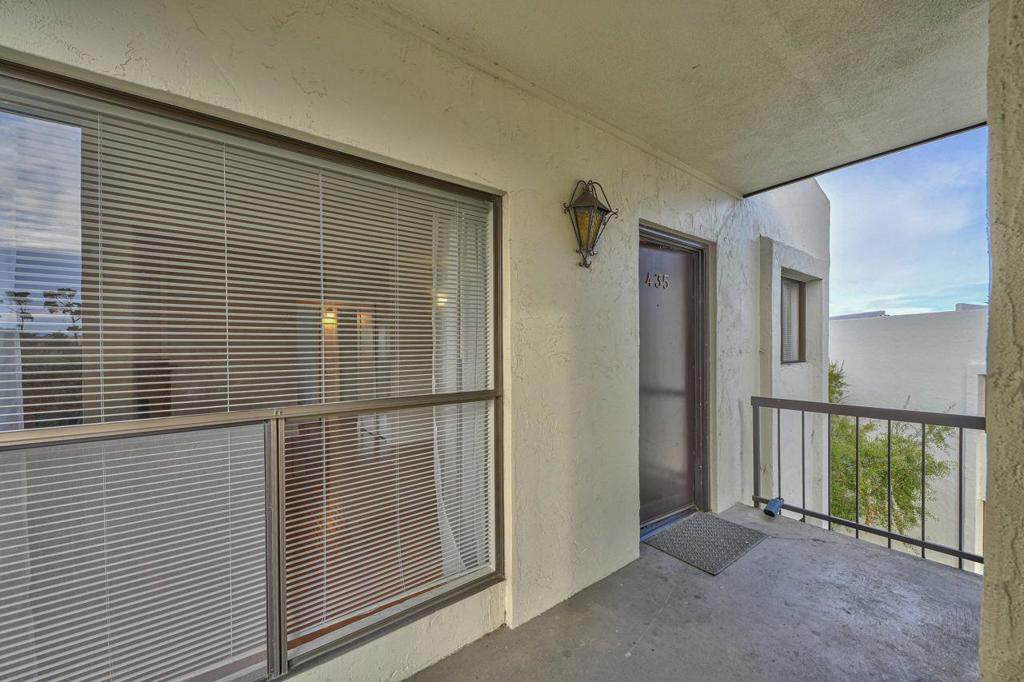 500 Glenwood Circle - Photo 1