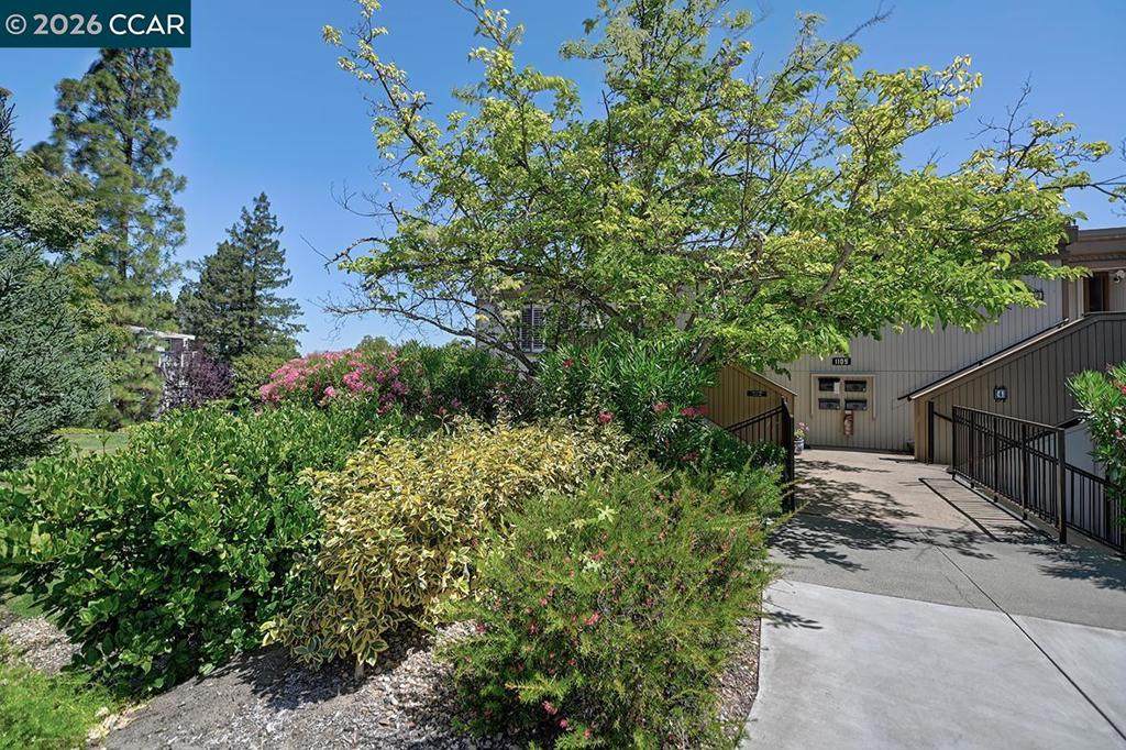 1109 Canyonwood Ct - Photo 1