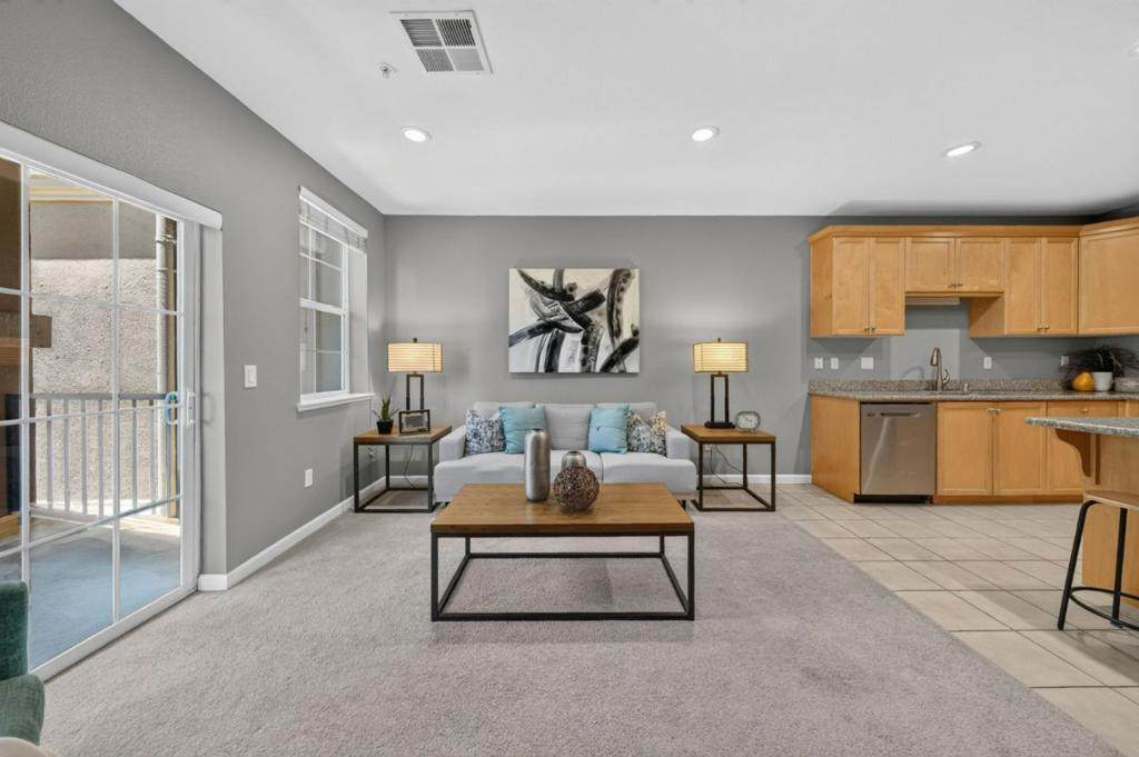 88 Jackson Avenue - Photo 1