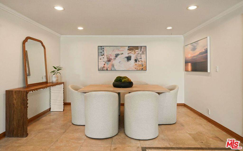 https://bt-photos.global.ssl.fastly.net/socal/orig_boomver_1_445178935-3.jpg