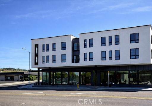 2800 Broad Street - Photo 1