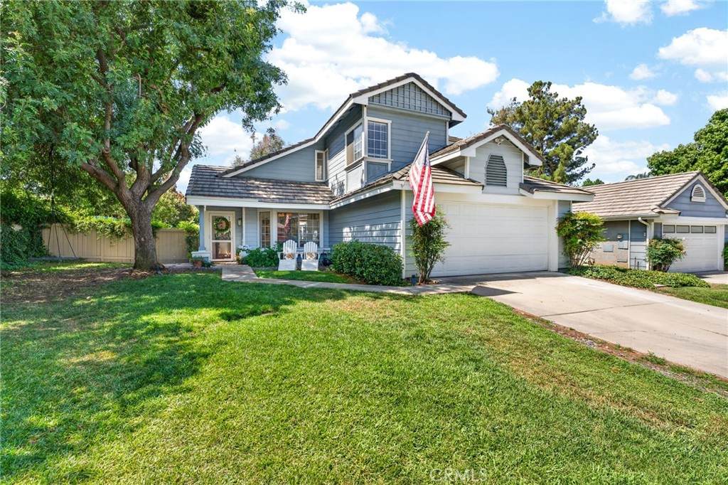 1754 Stratford - Photo 1