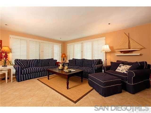 https://bt-photos.global.ssl.fastly.net/socal/orig_boomver_1_445219288-2.jpg