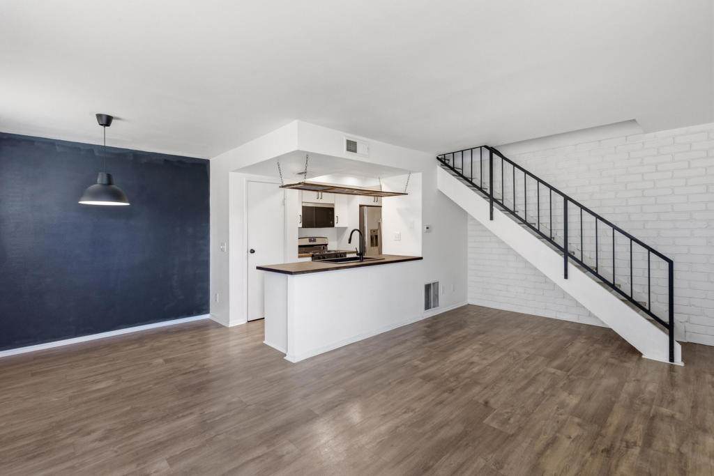 72532 Edgehill Drive - Photo 1