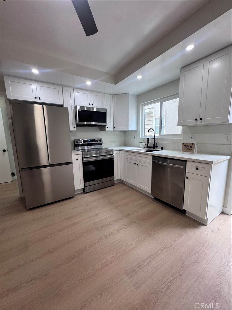 2615 Curtis Avenue - Photo 1