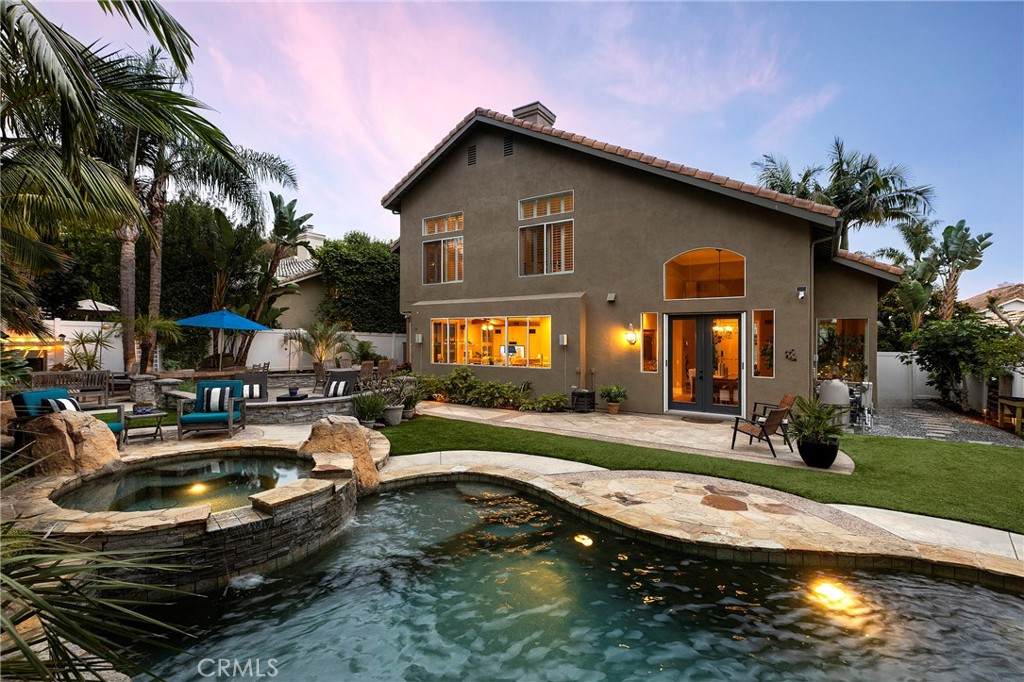 https://bt-photos.global.ssl.fastly.net/socal/orig_boomver_1_445238089-2.jpg
