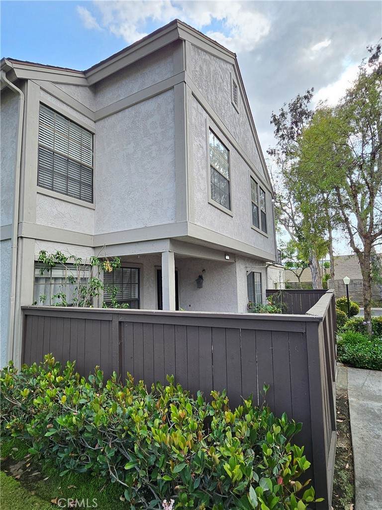 https://bt-photos.global.ssl.fastly.net/socal/orig_boomver_1_445241040-2.jpg