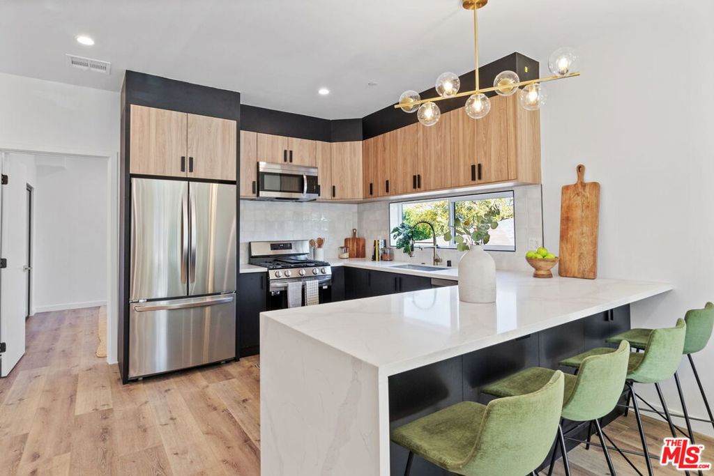 10825 Hartsook Street - Photo 1
