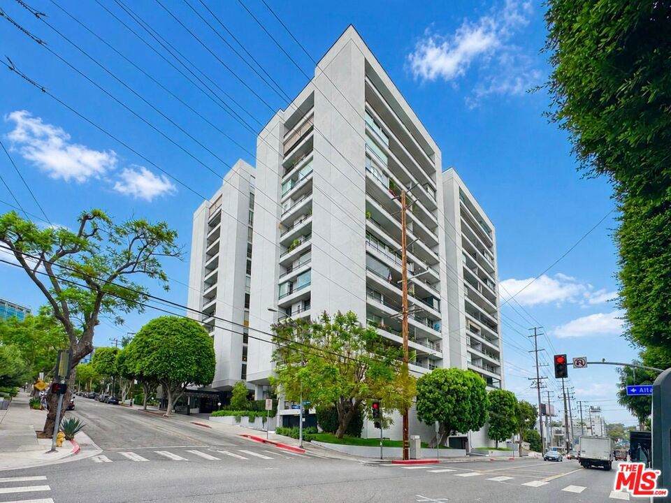 https://bt-photos.global.ssl.fastly.net/socal/orig_boomver_1_445244341-2.jpg