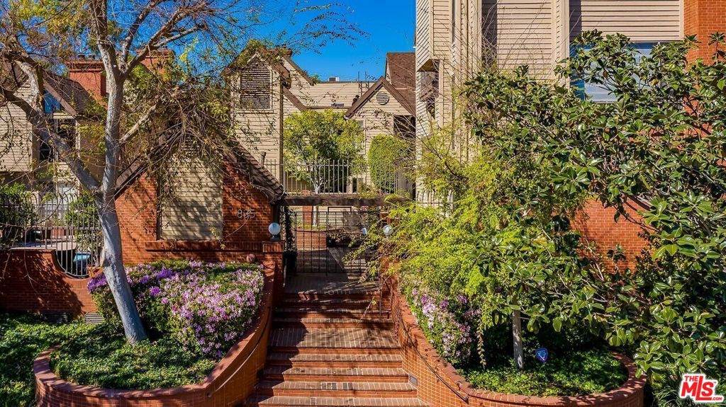 835 Lucerne Boulevard - Photo 1