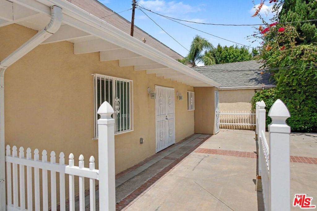 https://bt-photos.global.ssl.fastly.net/socal/orig_boomver_1_445249536-2.jpg