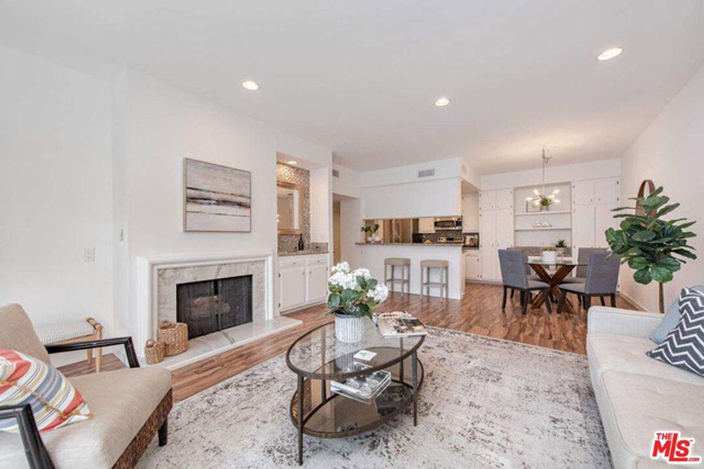 5139 Balboa Boulevard - Photo 1