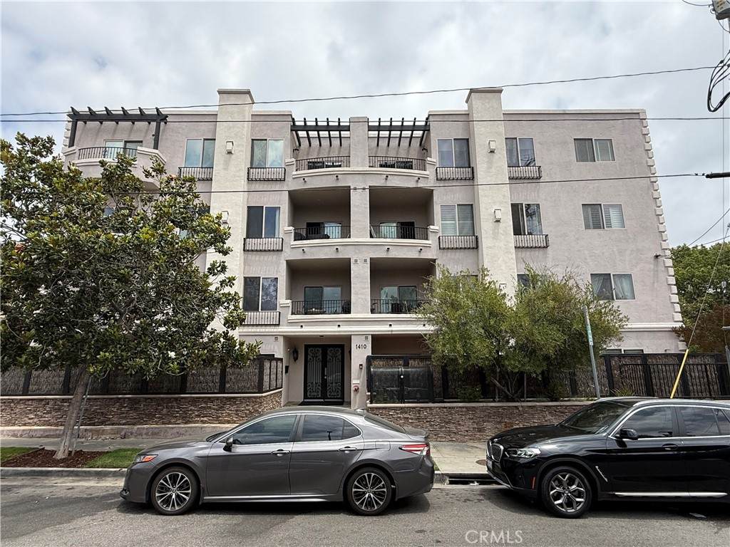 1410 Curson Ave., #105 - Photo 1