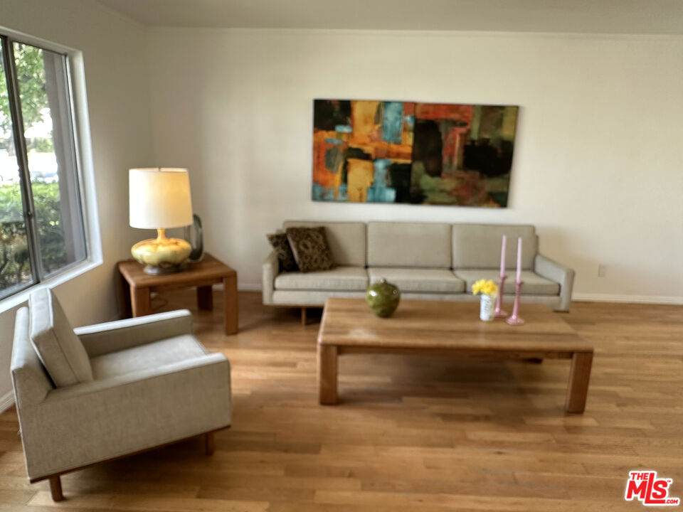 14715 Parthenia Street - Photo 1