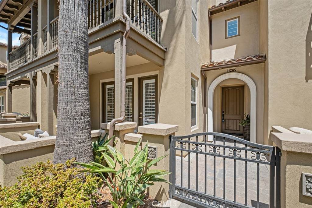 https://bt-photos.global.ssl.fastly.net/socal/orig_boomver_1_445276924-2.jpg