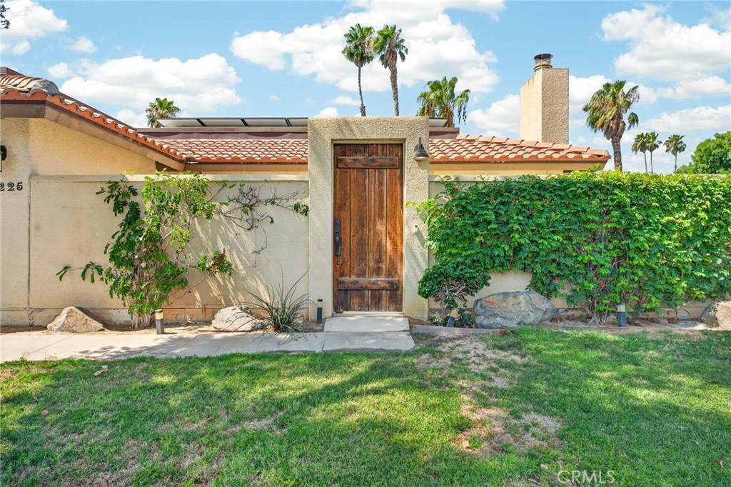 https://bt-photos.global.ssl.fastly.net/socal/orig_boomver_1_445290404-2.jpg