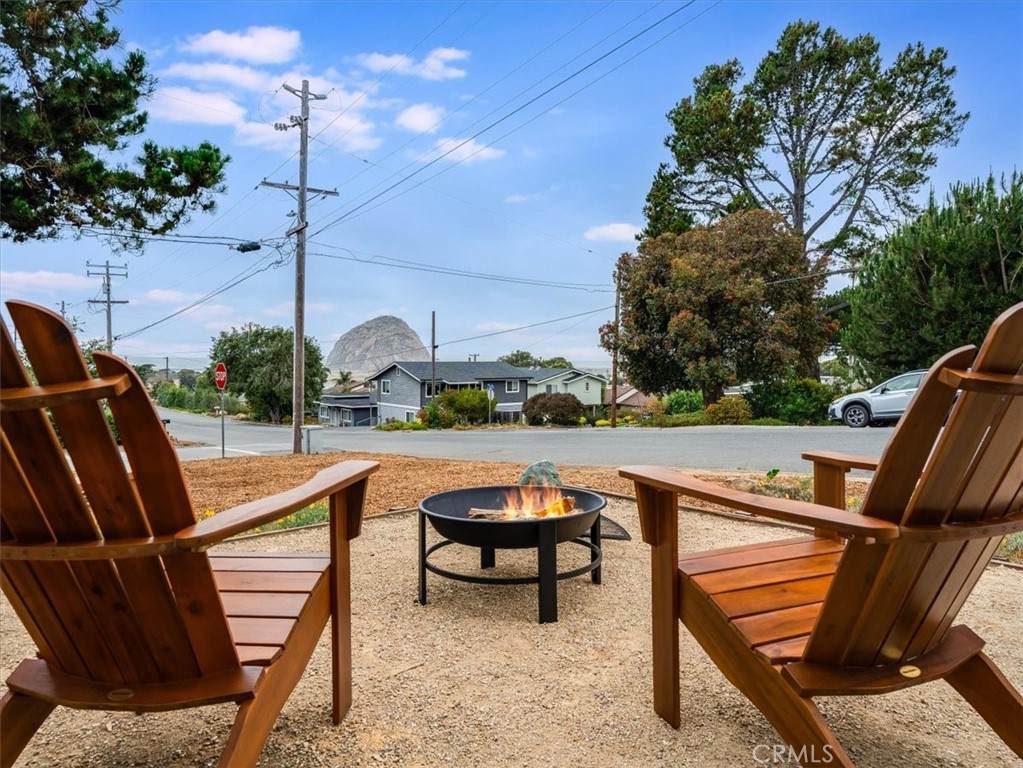670 Olive Street - Photo 1