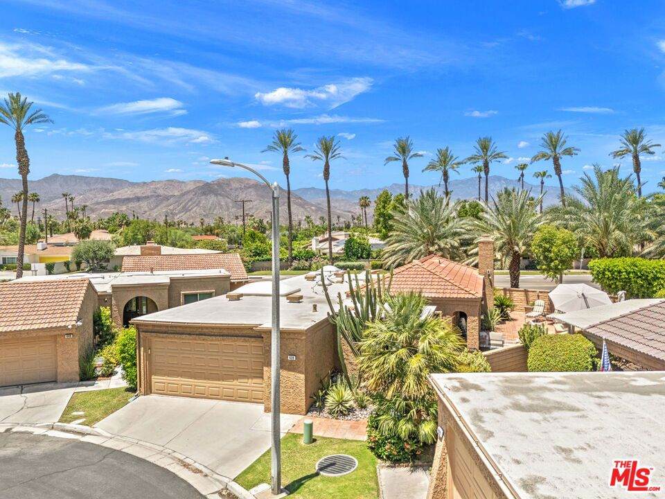 https://bt-photos.global.ssl.fastly.net/socal/orig_boomver_1_445296961-2.jpg