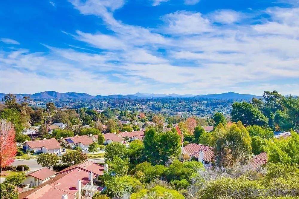 https://bt-photos.global.ssl.fastly.net/socal/orig_boomver_1_445317802-2.jpg