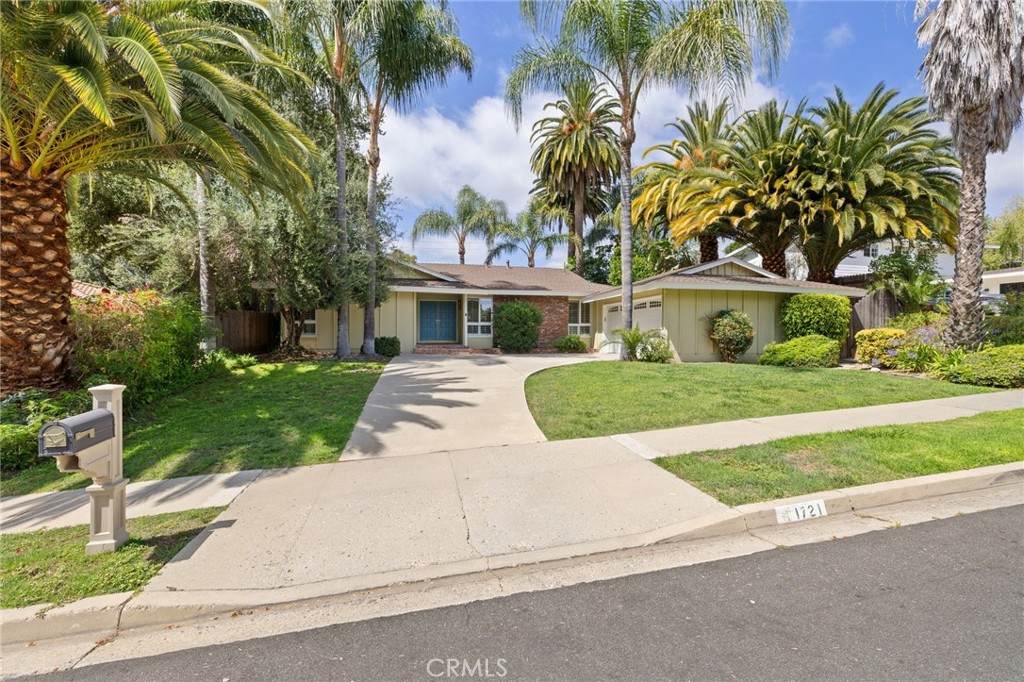 https://bt-photos.global.ssl.fastly.net/socal/orig_boomver_1_445324686-2.jpg