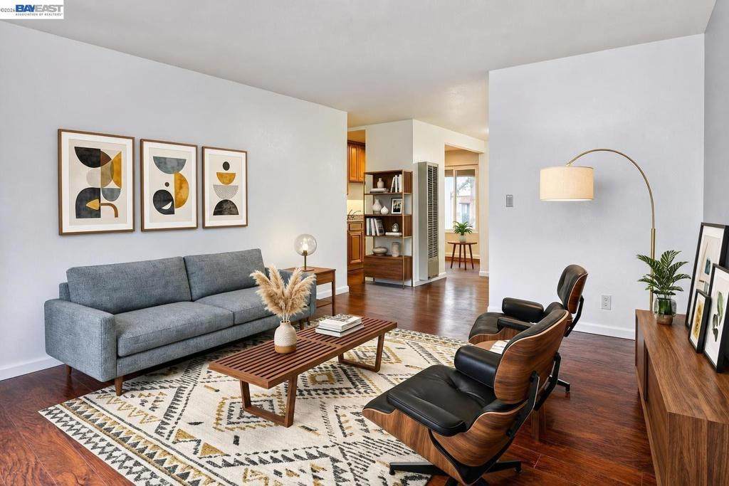 975 Murrieta Blve - Photo 1
