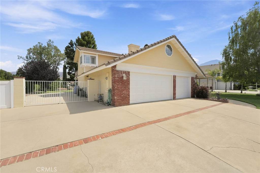 https://bt-photos.global.ssl.fastly.net/socal/orig_boomver_1_445339856-2.jpg
