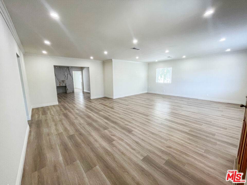 https://bt-photos.global.ssl.fastly.net/socal/orig_boomver_1_445355050-2.jpg