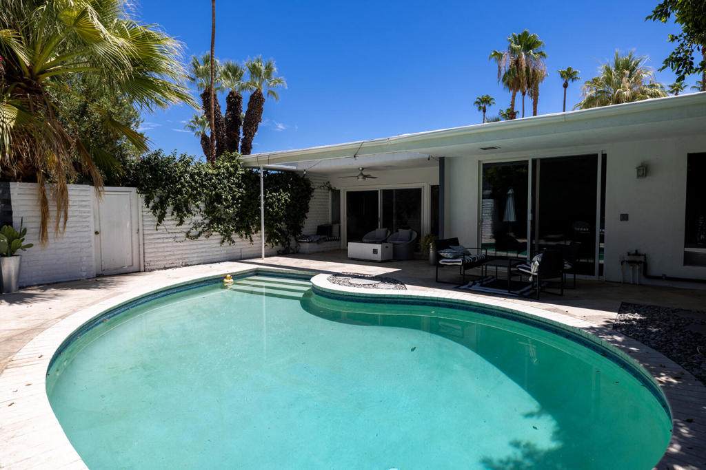 45405 San Luis Rey Avenue - Photo 1