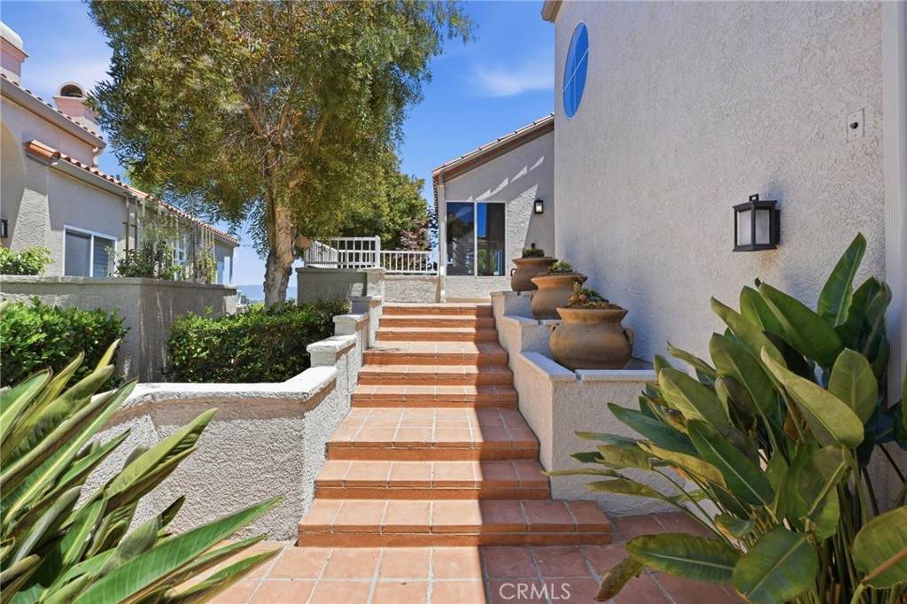 https://bt-photos.global.ssl.fastly.net/socal/orig_boomver_1_445361109-2.jpg