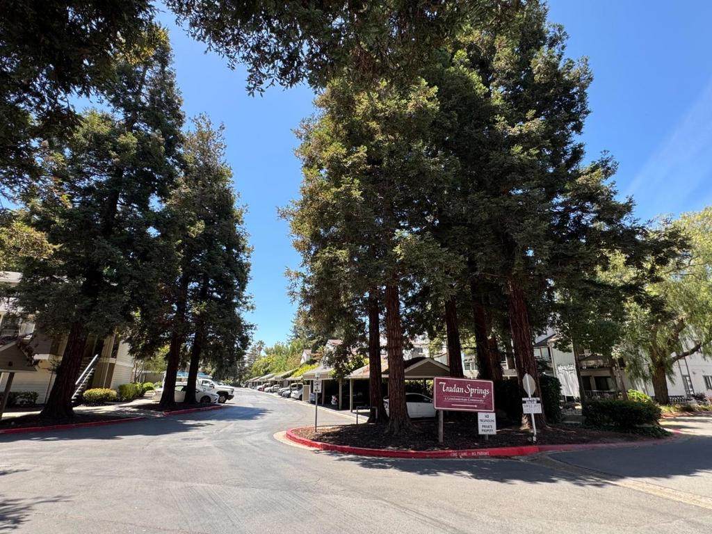 https://bt-photos.global.ssl.fastly.net/socal/orig_boomver_1_445373828-2.jpg