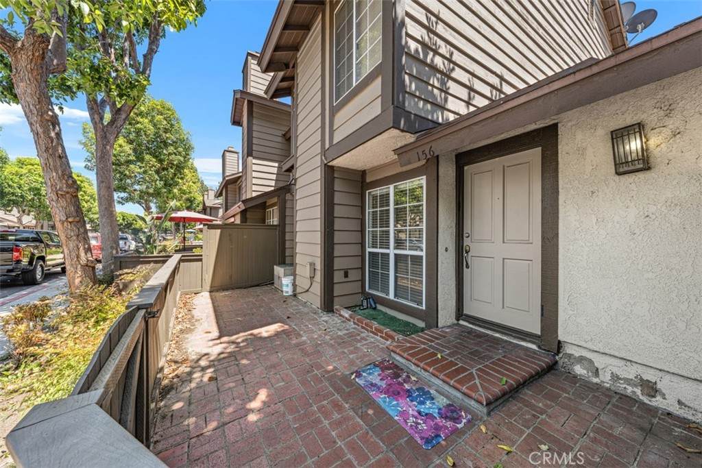 https://bt-photos.global.ssl.fastly.net/socal/orig_boomver_1_445399511-2.jpg