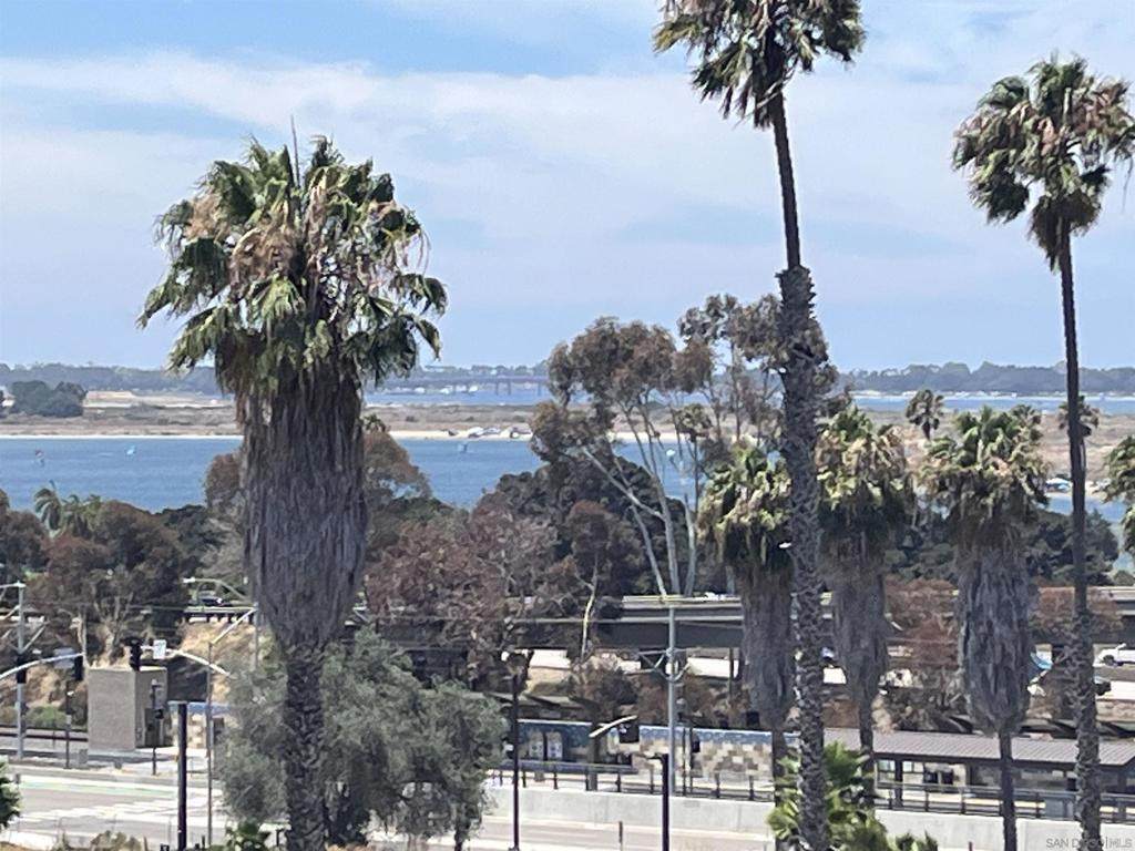 https://bt-photos.global.ssl.fastly.net/socal/orig_boomver_1_445400118-2.jpg