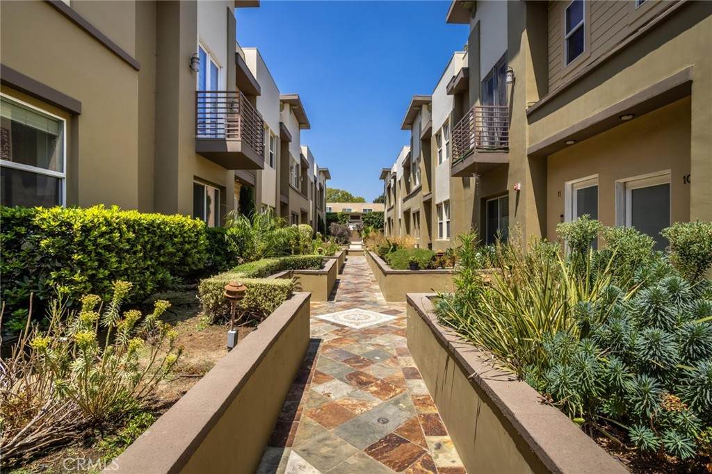 https://bt-photos.global.ssl.fastly.net/socal/orig_boomver_1_445413104-2.jpg