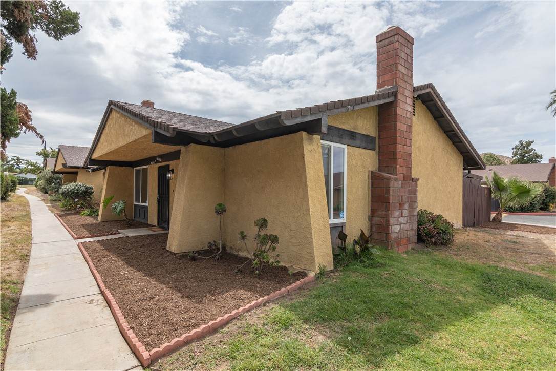 1231 Buena Vista - Photo 1