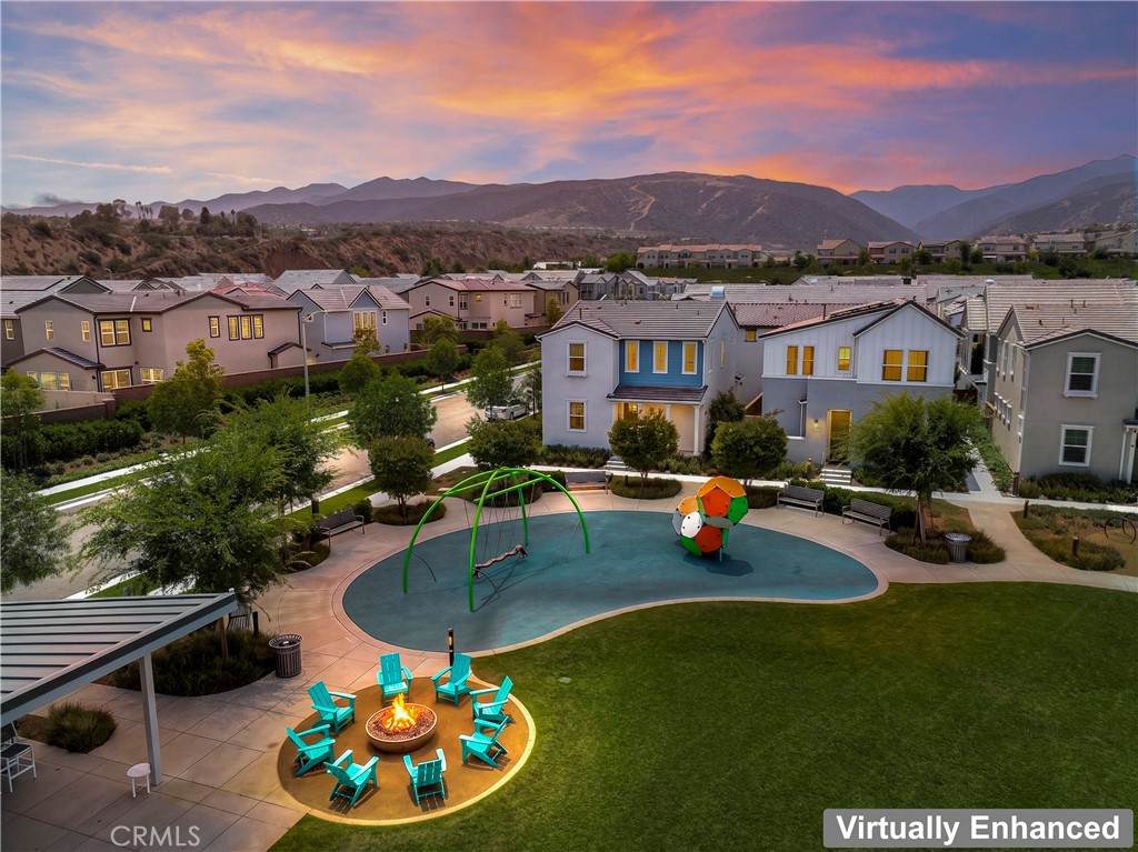 https://bt-photos.global.ssl.fastly.net/socal/orig_boomver_1_445514990-2.jpg